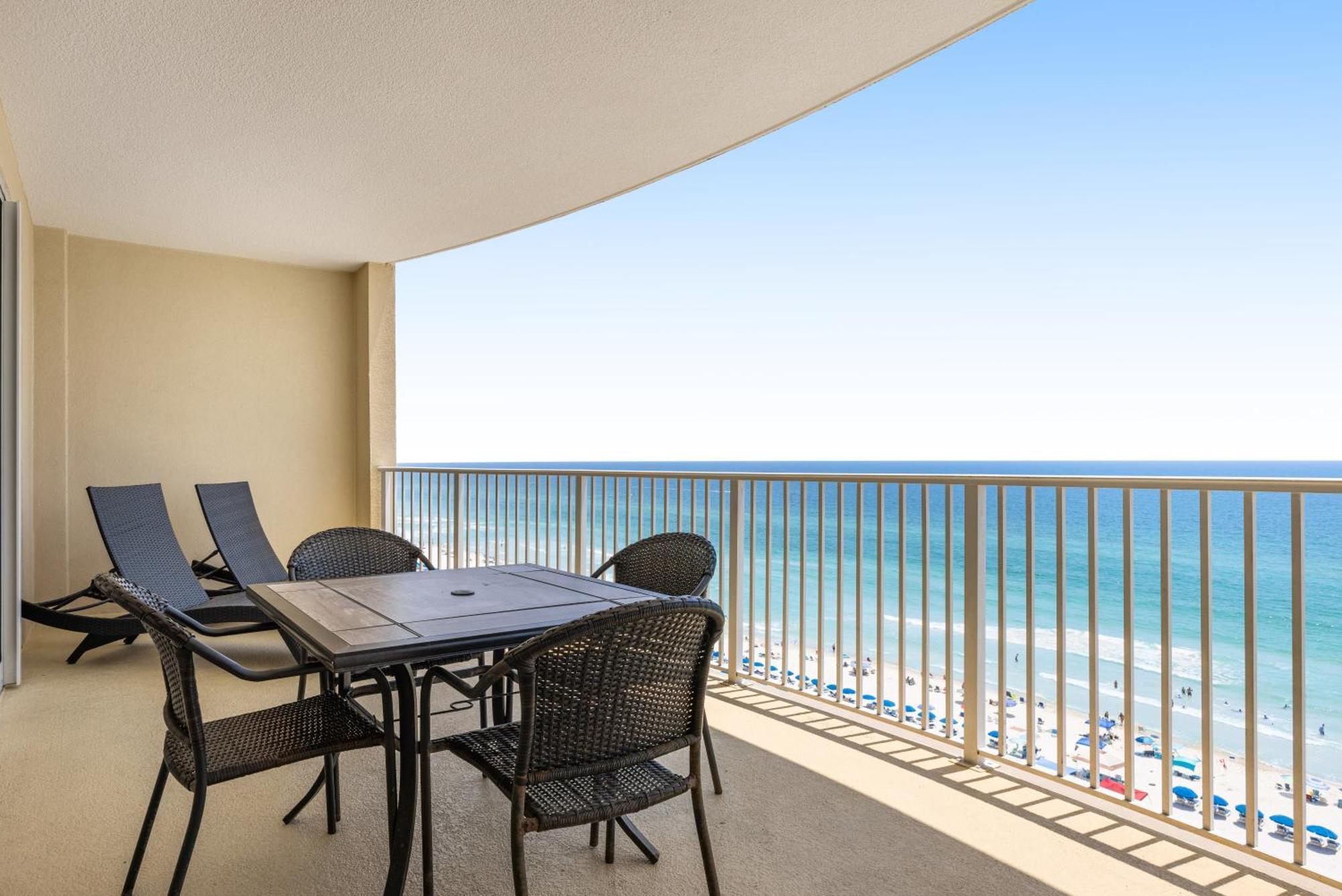 Parking Included-Beachfront 2Bd Ocean Villa! Gorgeous Amenities, Private Complex Panama Stadt Exterior foto